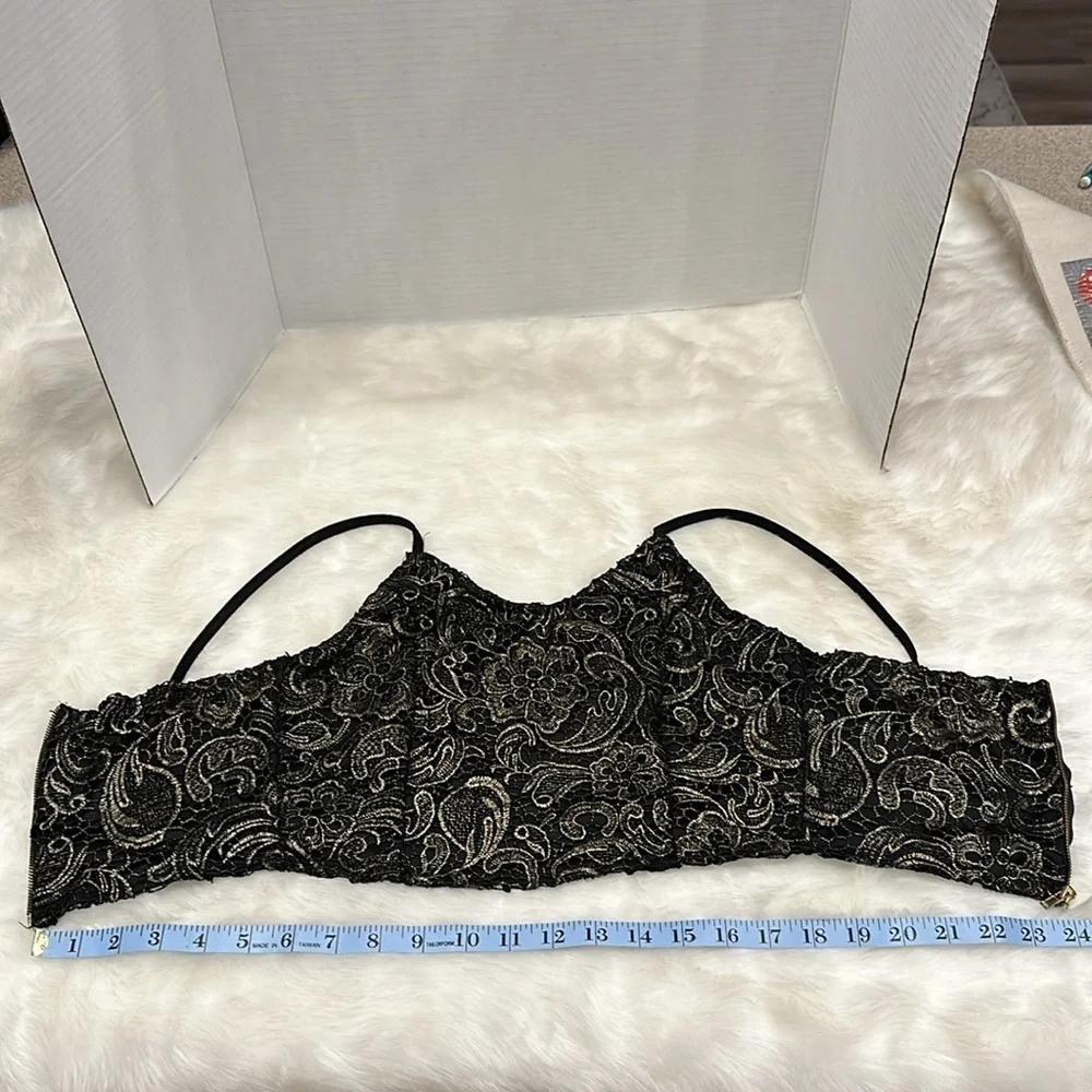 Charlotte Russe black and bronze crop top size small - Picture 4 of 14